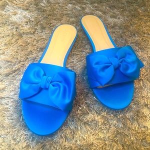 Bow Tie flat Sandal